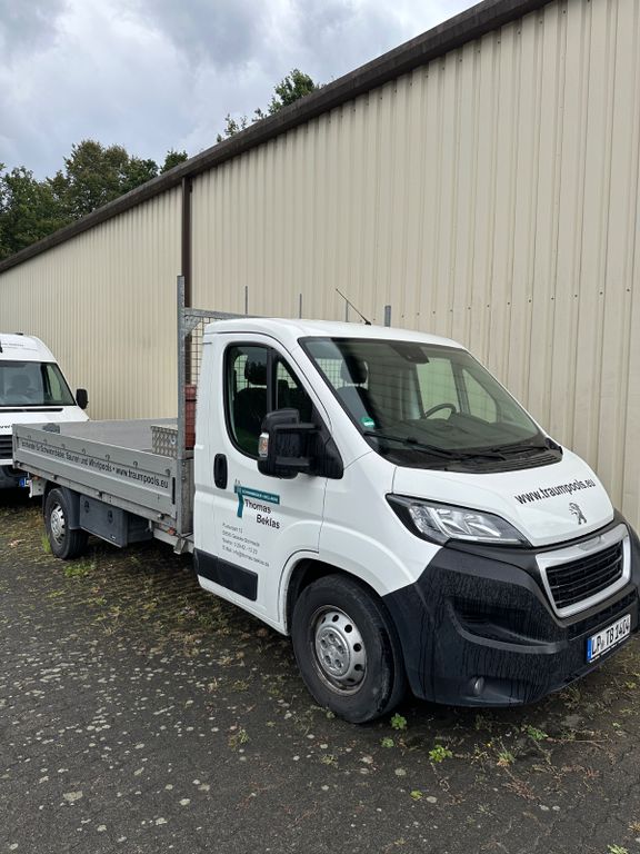 Bild des Angebotes Peugeot Boxer 435 L3 HDI 165 Pritsche mit Toolbox 2.2L