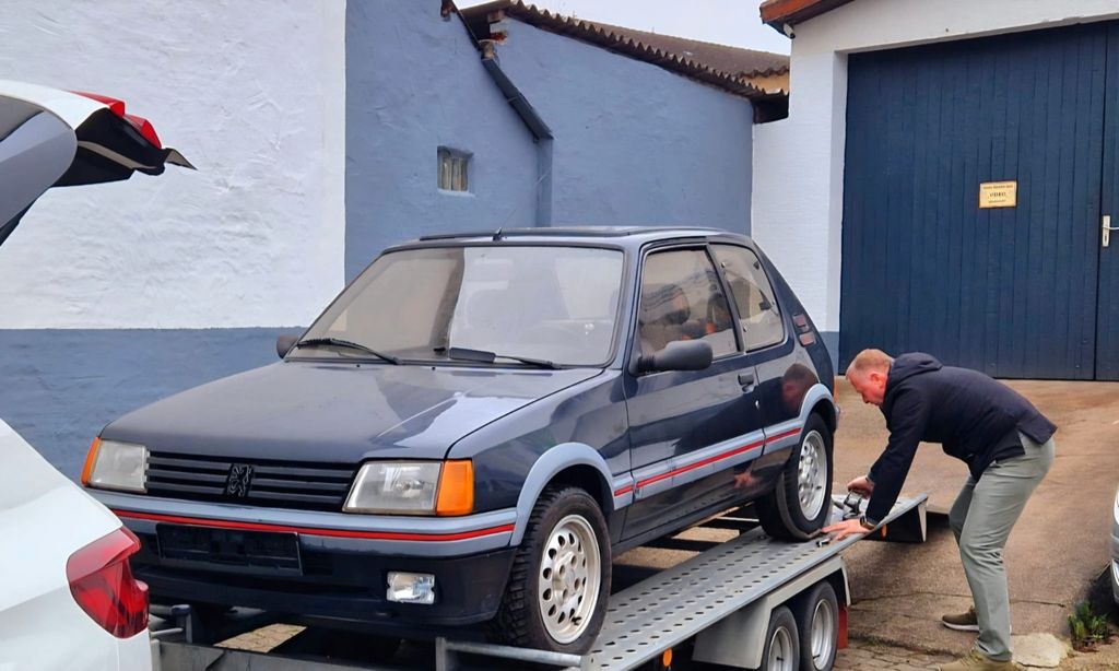 Bild des Angebotes Peugeot 205 GTI 1.6