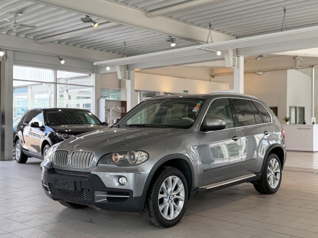 Bild des Angebotes BMW X5 xDrive48i*KLIMAAUT.*NAVI*LEDER*HEAD-UP*350PS*
