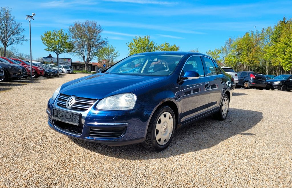 Bild des Angebotes Volkswagen Jetta V Comfortline 1.6*Klima*SZH*Temp*M+S*PDC*