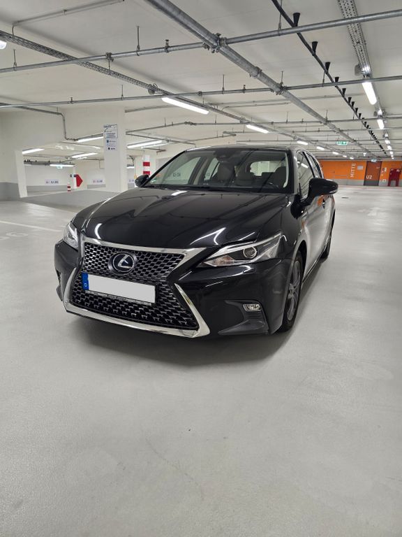 Lexus CT 200h Hybrid Launch Edition