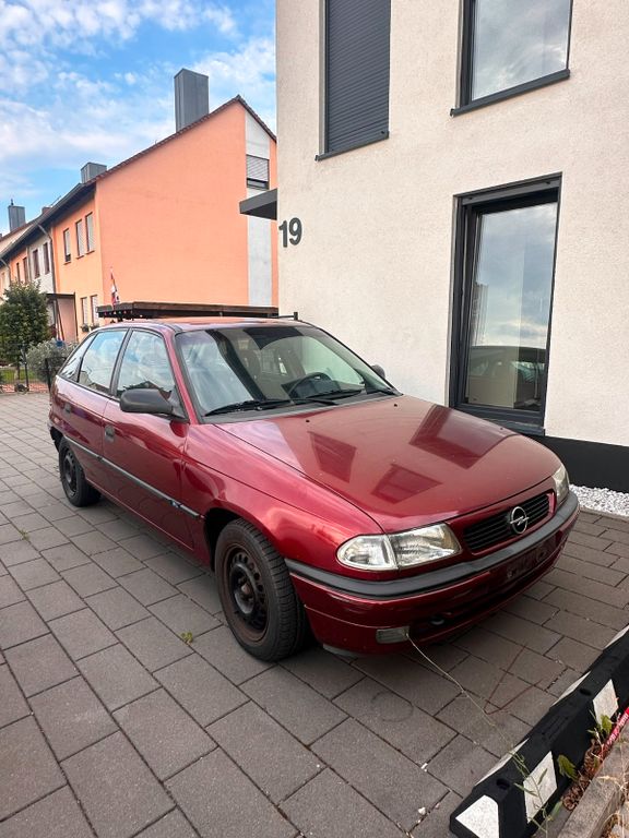 Opel Astra 1.4 Plus Schiebedach
