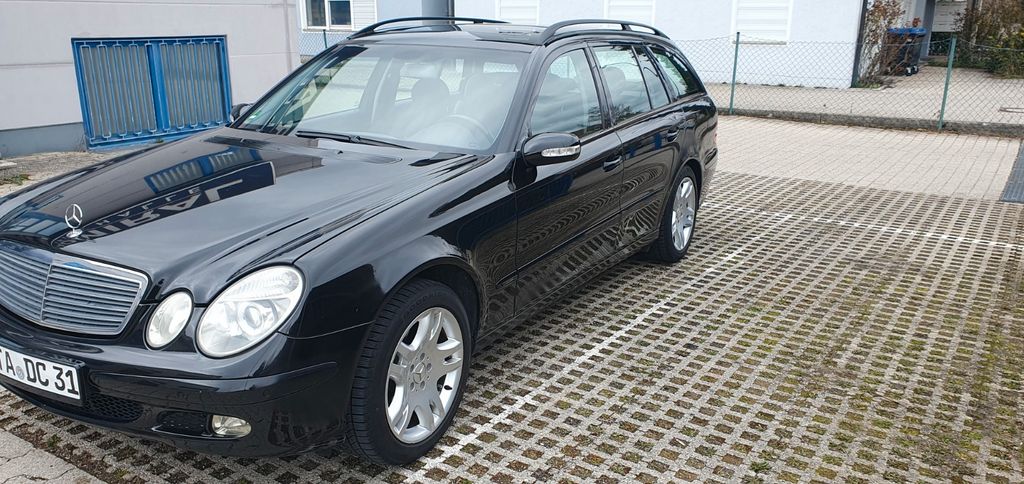 Bild des Angebotes Mercedes-Benz E 200 KOMPRESSOR T Classic