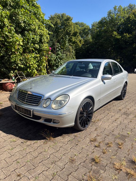 Bild des Angebotes Mercedes-Benz E 240 4MATIC ELEGANCE Elegance