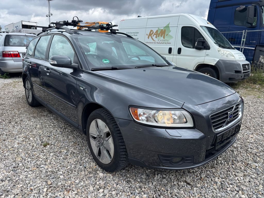 Bild des Angebotes Volvo V50 Kombi 1.6 D Klima,Sitzheizung!