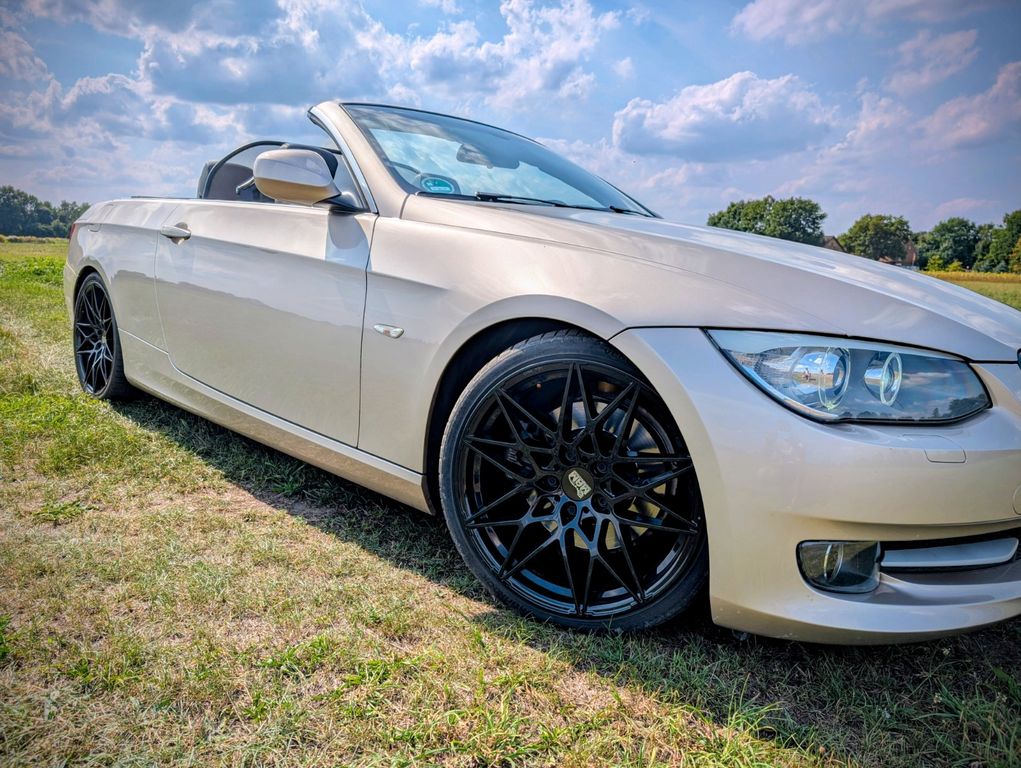Bild des Angebotes BMW 330d Cabrio E93