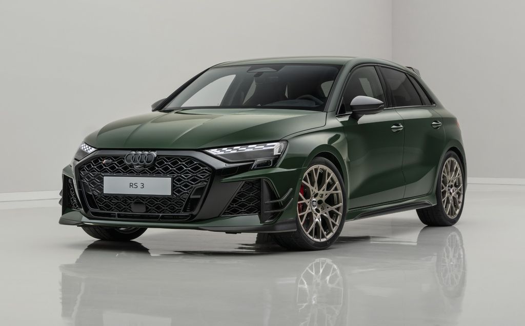 Bild des Angebotes Audi RS3 SPORTBACK COMPETITION LIMITED CARBON KERAMIK