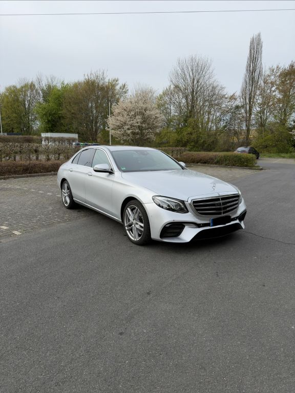 Bild des Angebotes Mercedes-Benz E 350 d Autom. Massage;Memory;Sitzbel;Carplay