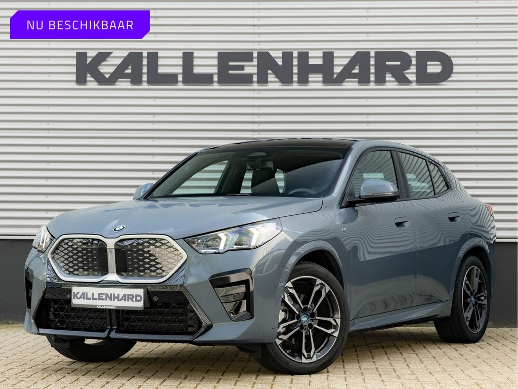 Bild des Angebotes BMW iX2 eDrive20 M-Sport - Pano - AHK - Memoryzetel