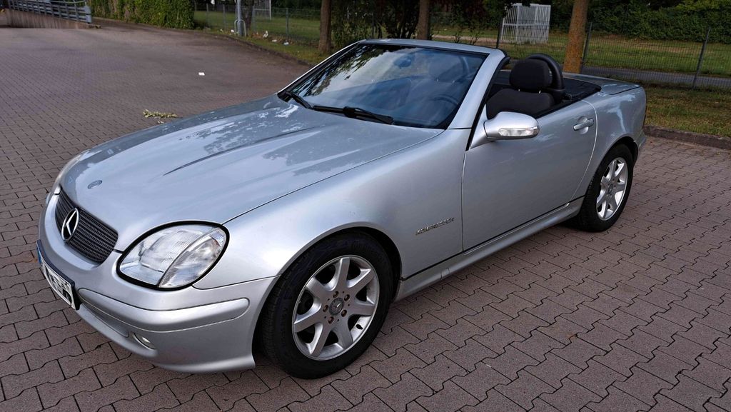 Bild des Angebotes Mercedes-Benz SLK 230 Kompressor (R170), neuer TÜV + Service