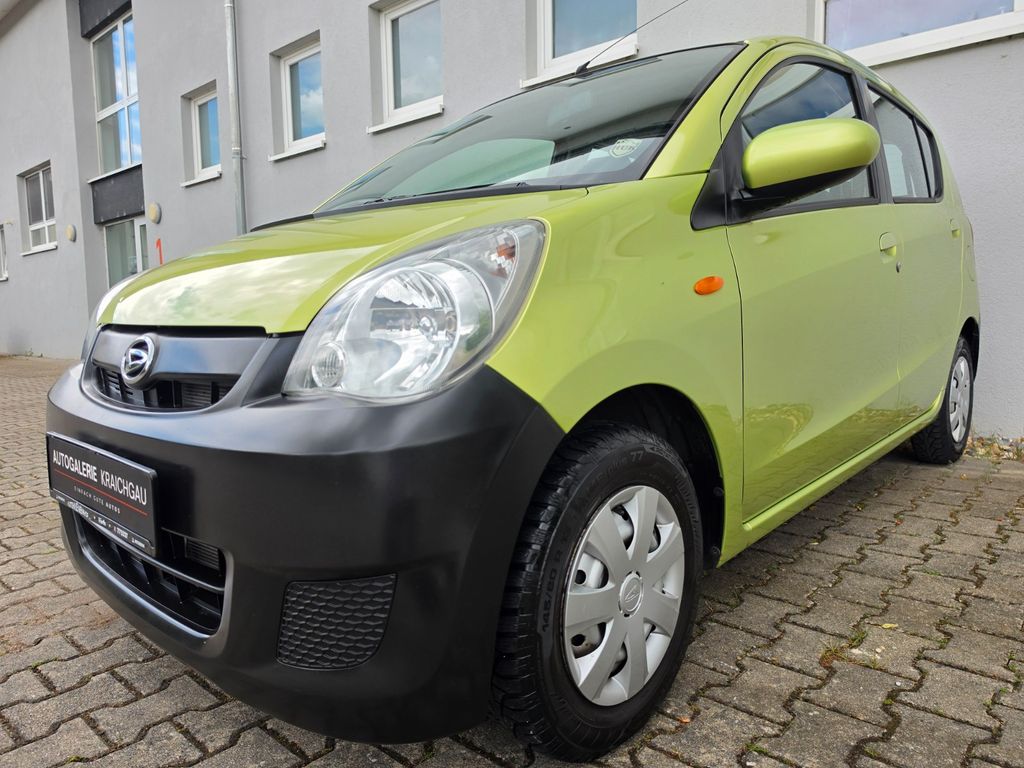 Bild des Angebotes Daihatsu Cuore 1.0 AUTOMATIK ST.HZG TÜV NEU 1.HAND KLIMA