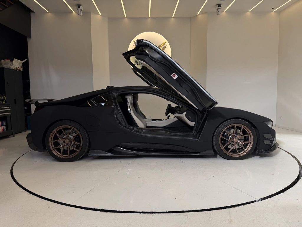 Bild des Angebotes BMW i8 (357 HP) 2016