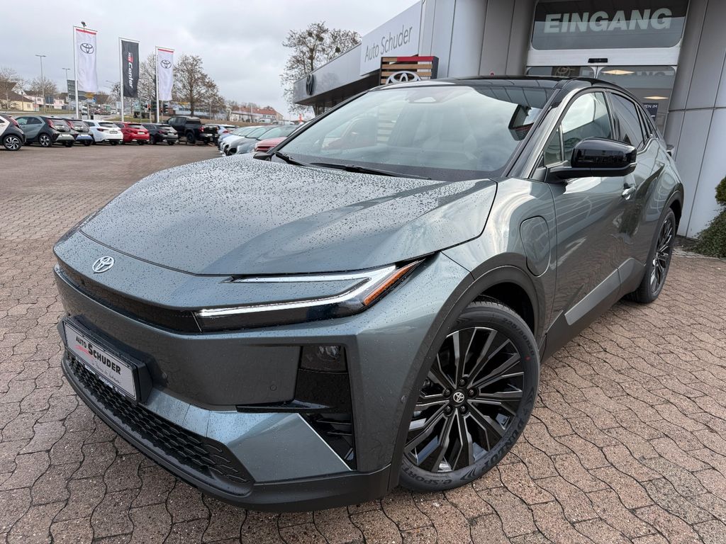 Bild des Angebotes Toyota C-HR+ 4x4 Lounge **SKY&SOUND-PAKET**