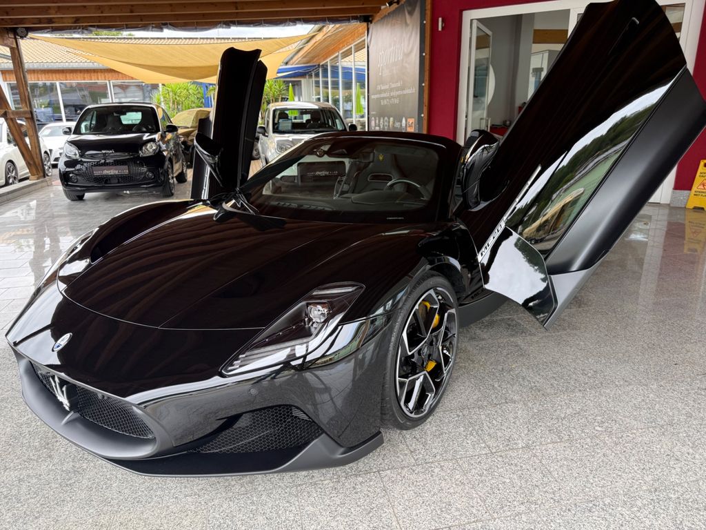 Bild des Angebotes Maserati MC20 Cielo Lift Carbon-Keramik-Bremse Pre-Leder