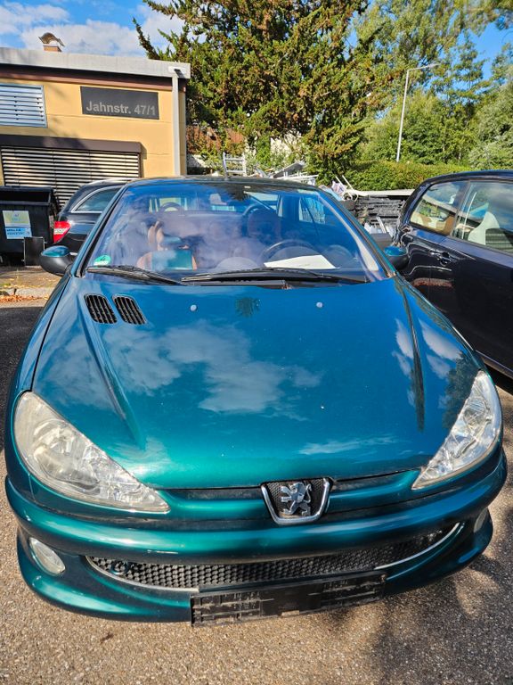 Bild des Angebotes Peugeot 206 CC  Cabrio Grün