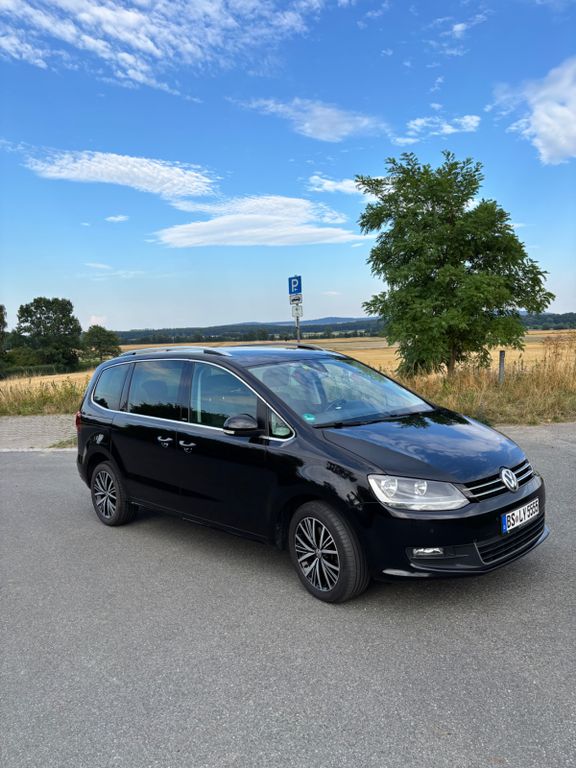 Bild des Angebotes Volkswagen Sharan 2.0 TDI SCR DSG BMT ALLSTAR ALLSTAR
