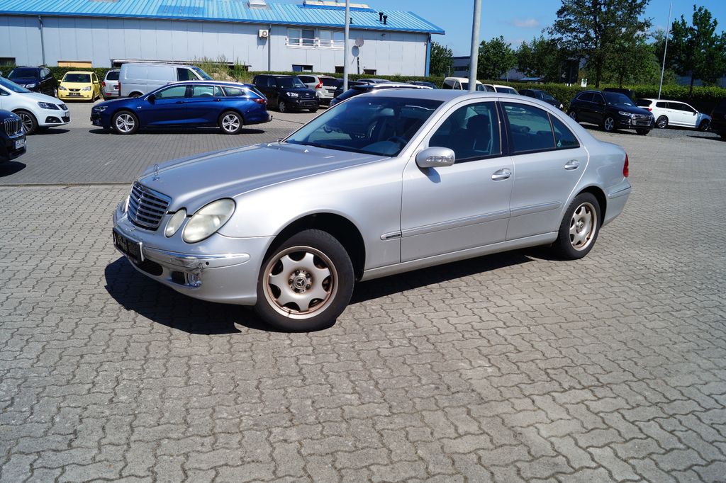 Bild des Angebotes Mercedes-Benz E 200 E Limousine E 200 Kompressor Automatik