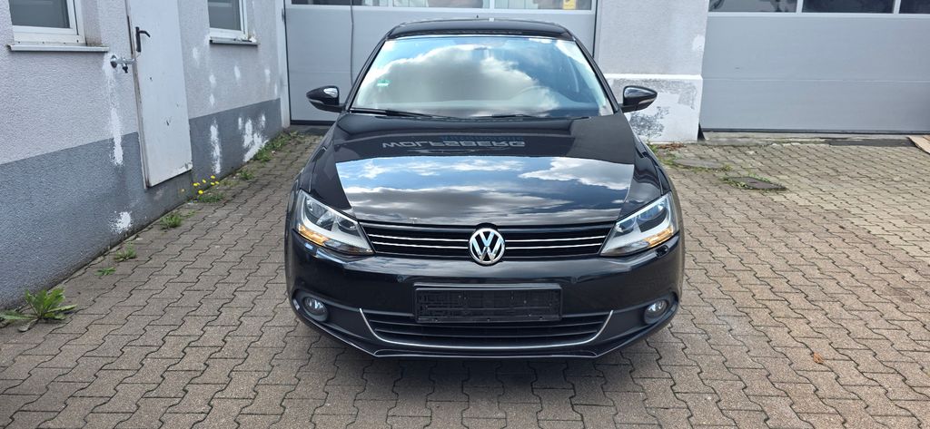 Bild des Angebotes Volkswagen Jetta VI Life*Multifunk.lenkrad*Kima*Navi