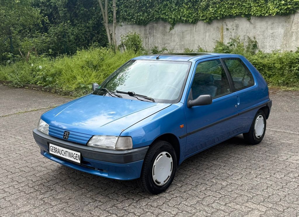 Bild des Angebotes Peugeot 106 1.1 *2.Hand* Schiebedach* TÜV*