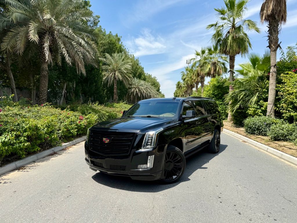 Cadillac ESV*PLATINIUM*CLEAN-CARFAX*HEADUP*TV*VOLL*7SITZE