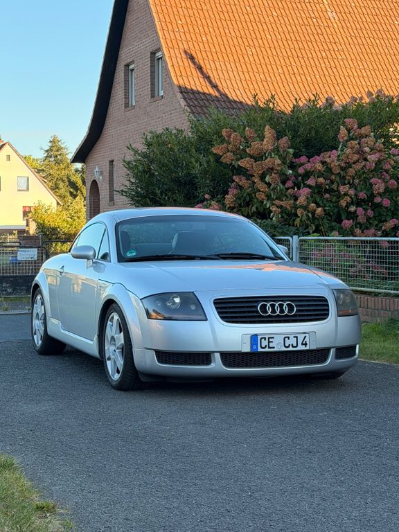 Audi TT Coupe 1.8T 180PS HU/AU Neu