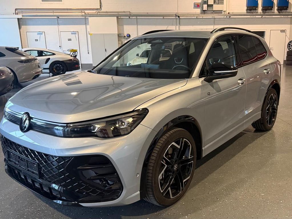 Bild des Angebotes Volkswagen Tiguan R-Line AHK schw,Matrix,Massage,Head Up
