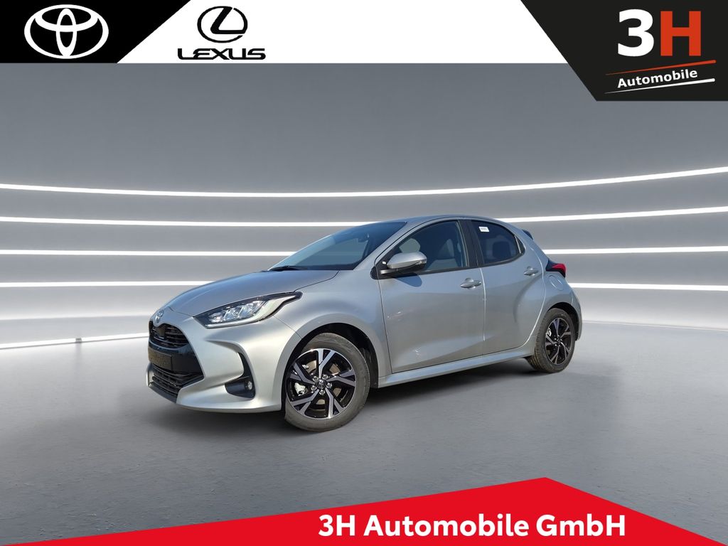 Bild des Angebotes Toyota Yaris Hybrid Teamplayer+ Comfort-Paket