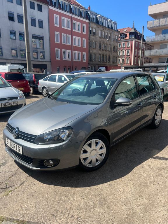 Volkswagen Golf 1.6 TÜV KLIMA Service Tempo.