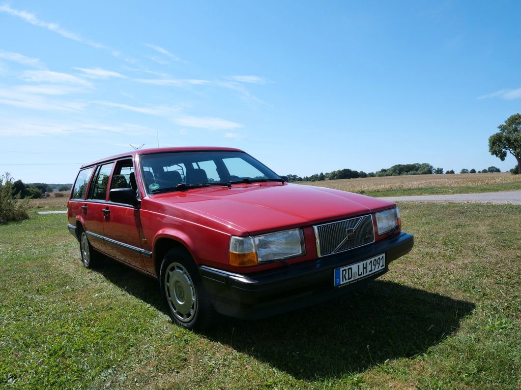 Volvo 745 Kombi 2.0 L Schwedenstahl