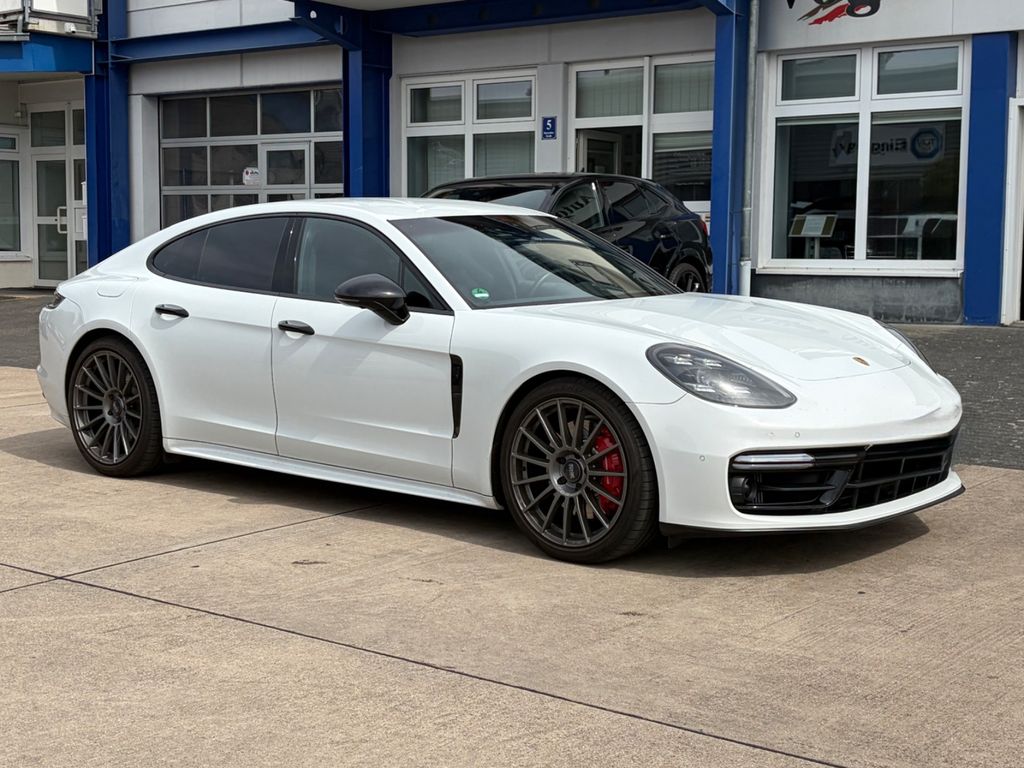 Bild des Angebotes Porsche Panamera GTS CARBON/SURROUND/BOSE