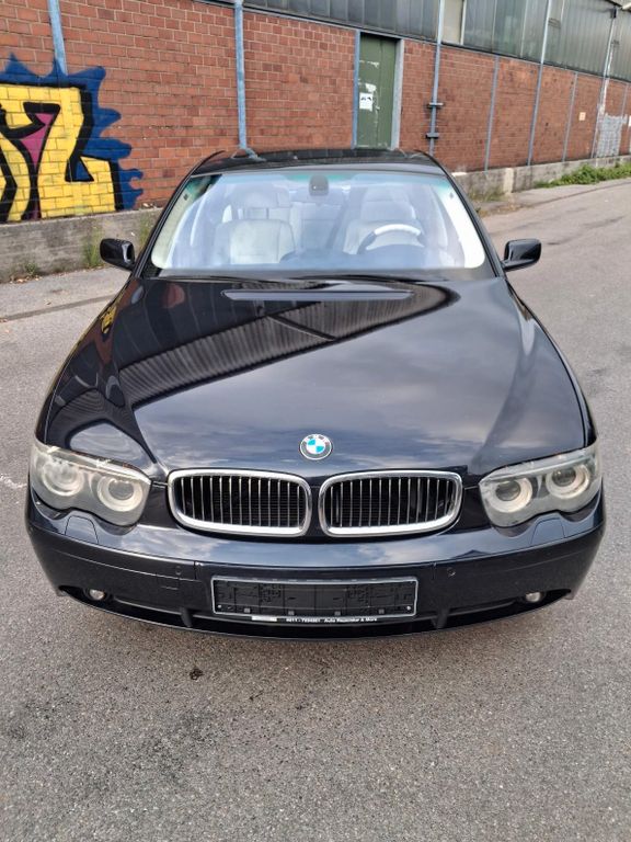 Bild des Angebotes BMW 745i A -