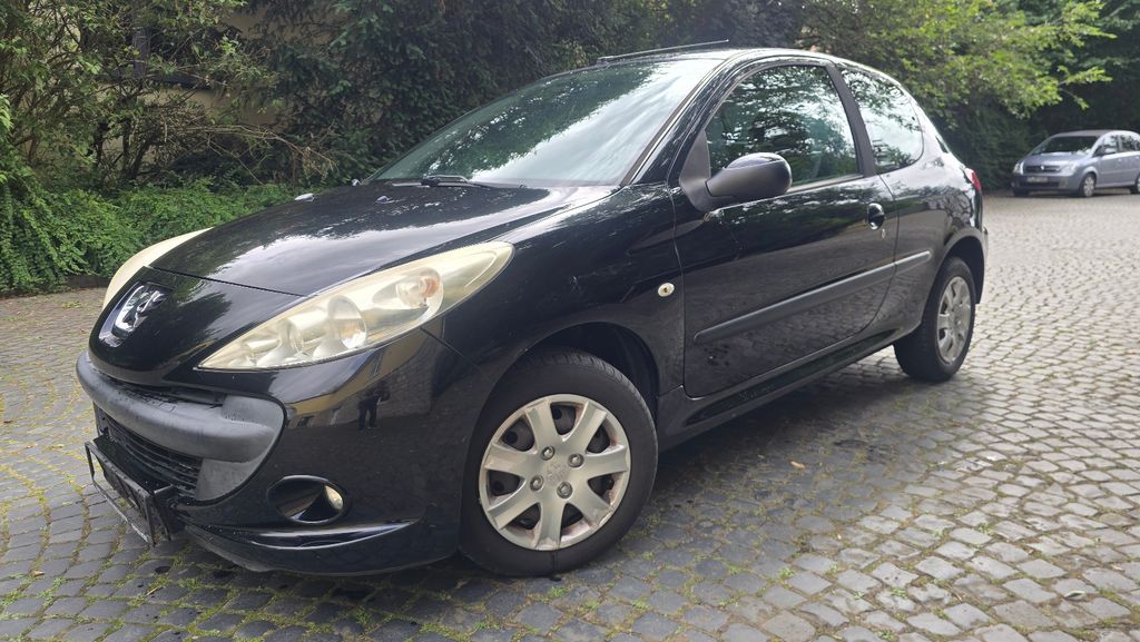 Bild des Angebotes Peugeot 206 + Basis*1.4 HDI - KLIMA - TÜV - EURO 4*