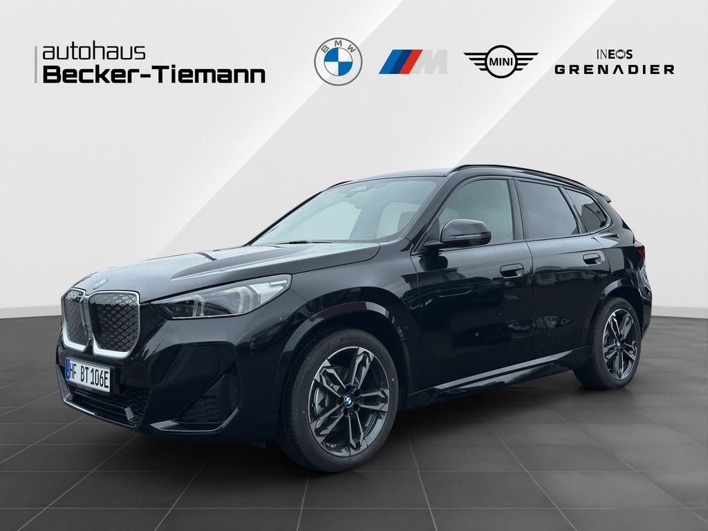 BMW iX1 eDrive20 M Sportpaket - UPE 63.870,00 € #exc