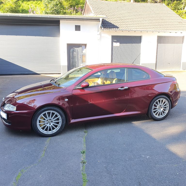 Alfa Romeo GT 3.2 V6 24V Distinctive Distinctive