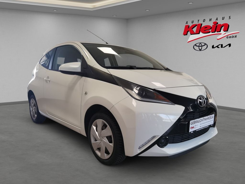 Bild des Angebotes Toyota Aygo X-Play Klima,ZV. Freisprech BT el.SP, Allwe
