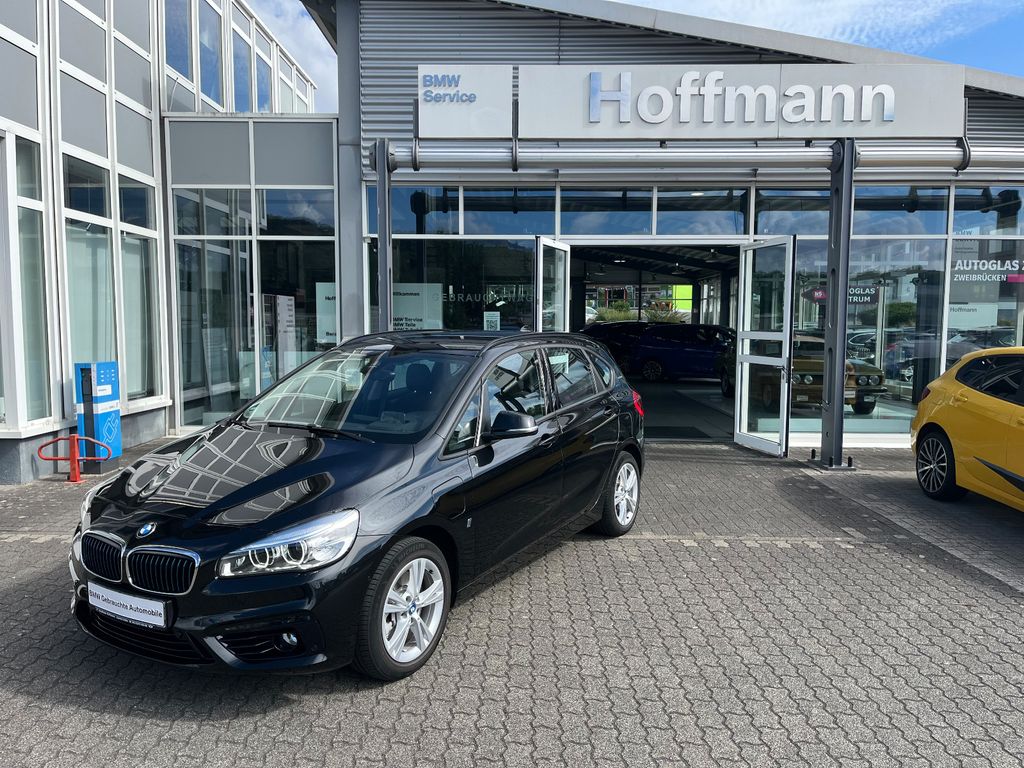 Bild des Angebotes BMW 225xe Active Tourer Sport Line 1.Hand/HeadUp/LED