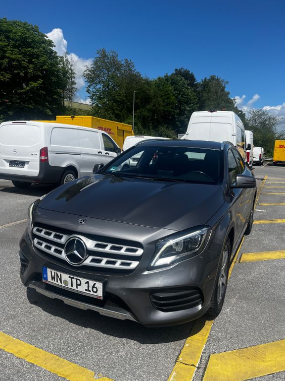 Bild des Angebotes Mercedes-Benz GLA 180 -