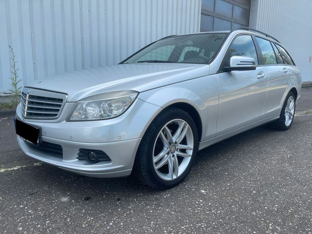 Bild des Angebotes Mercedes-Benz C180 T Kompressor PDC SITZHEIZUNG KLIMAAUTOMATIK