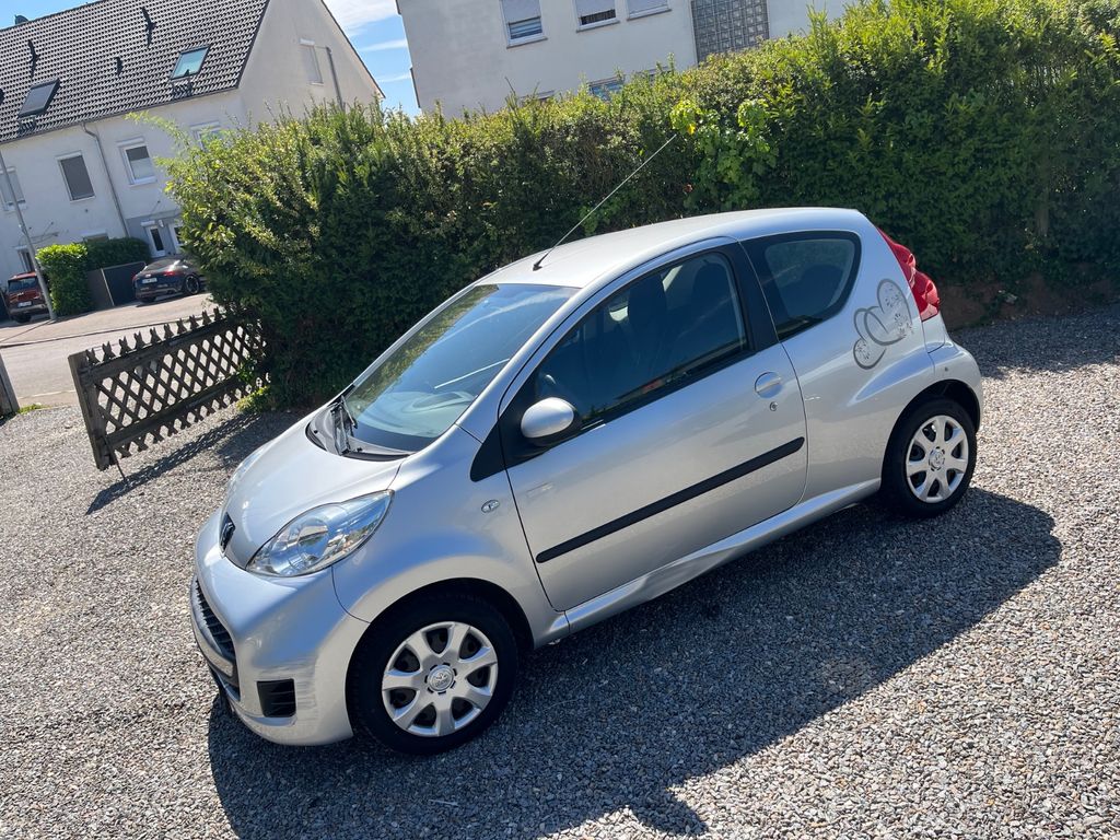 Bild des Angebotes Peugeot 107 Millesim 200, Klima