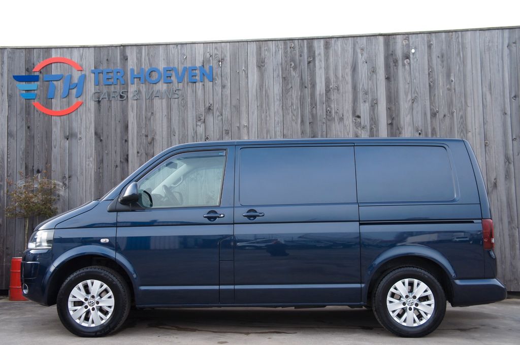 Bild des Angebotes Volkswagen T5 Transporter 2.0 TDI 4Motion Klima AHK E5