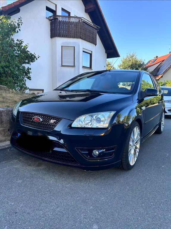 Ford Focus 2,5 ST ST