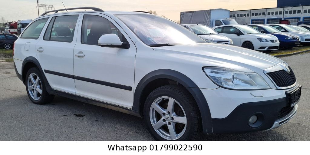 Bild des Angebotes Skoda Octavia Kombi Scout 4X4 Klima + Tempomat + Navi