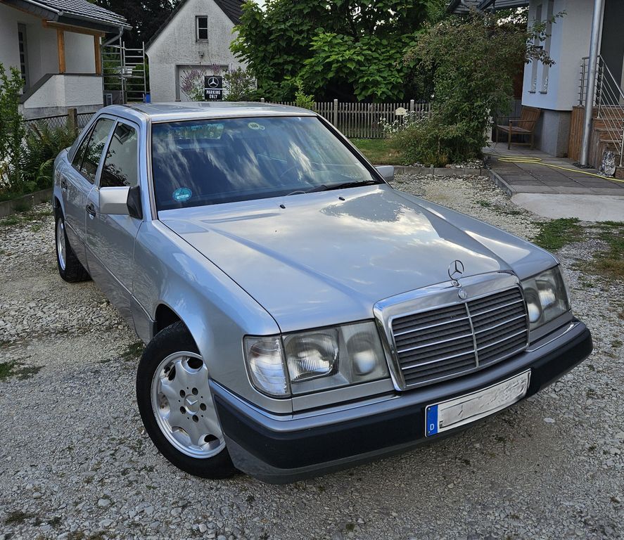 Bild des Angebotes Mercedes-Benz E 230