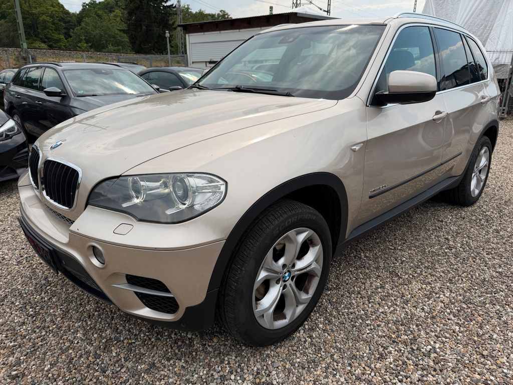 BMW X5 xDrive30d+2Hd+Comfortsitz+AHK+KAM+HU2/28+XEN