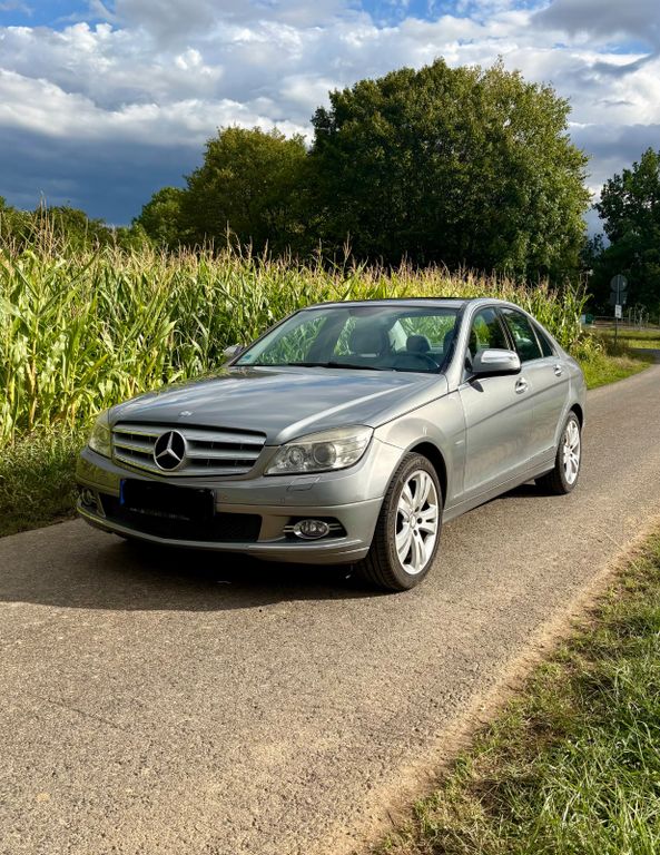 Bild des Angebotes Mercedes-Benz C 230 AVANTGARDE V6 mit Panoramadach
