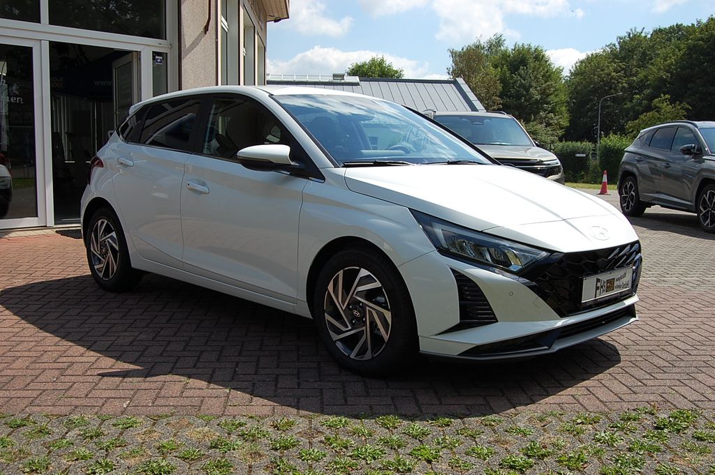 Bild des Angebotes Hyundai i20 Style DCT Navigation LH SH Keyless Alu