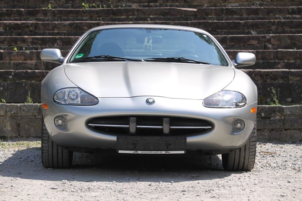 Bild des Angebotes Jaguar XK8 Coupe Top Zustand 3 Jahre Garantie
