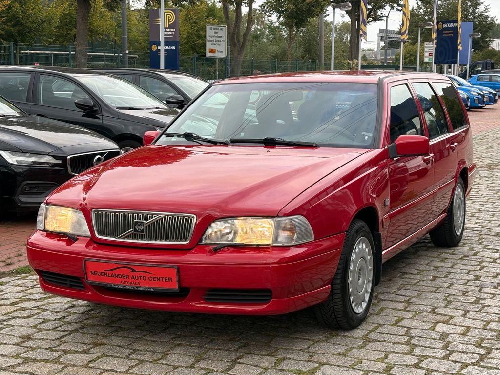 Bild des Angebotes Volvo V70 2.5-10V