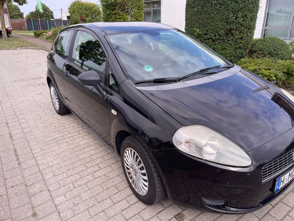 Bild des Angebotes Fiat Punto 1.4 8V Active Active