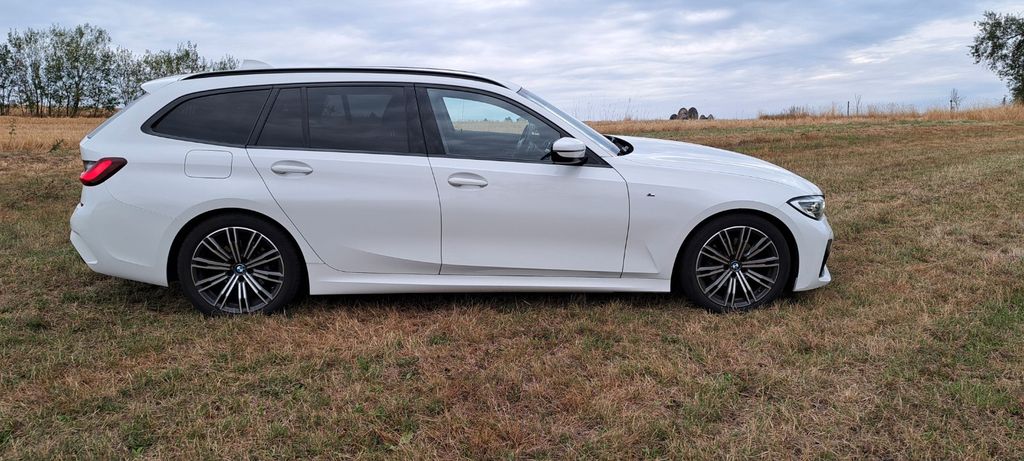 Bild des Angebotes BMW 320d Touring M Paket Automatik M Paket